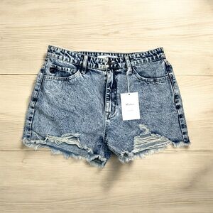 KanCan Acid Wash Distressed Denim Jean Shorts size 11/29 NWT